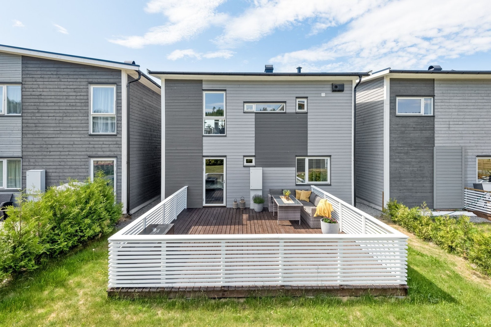 Dette er en enebolig med høy standard og god planløsning. Galleribilde