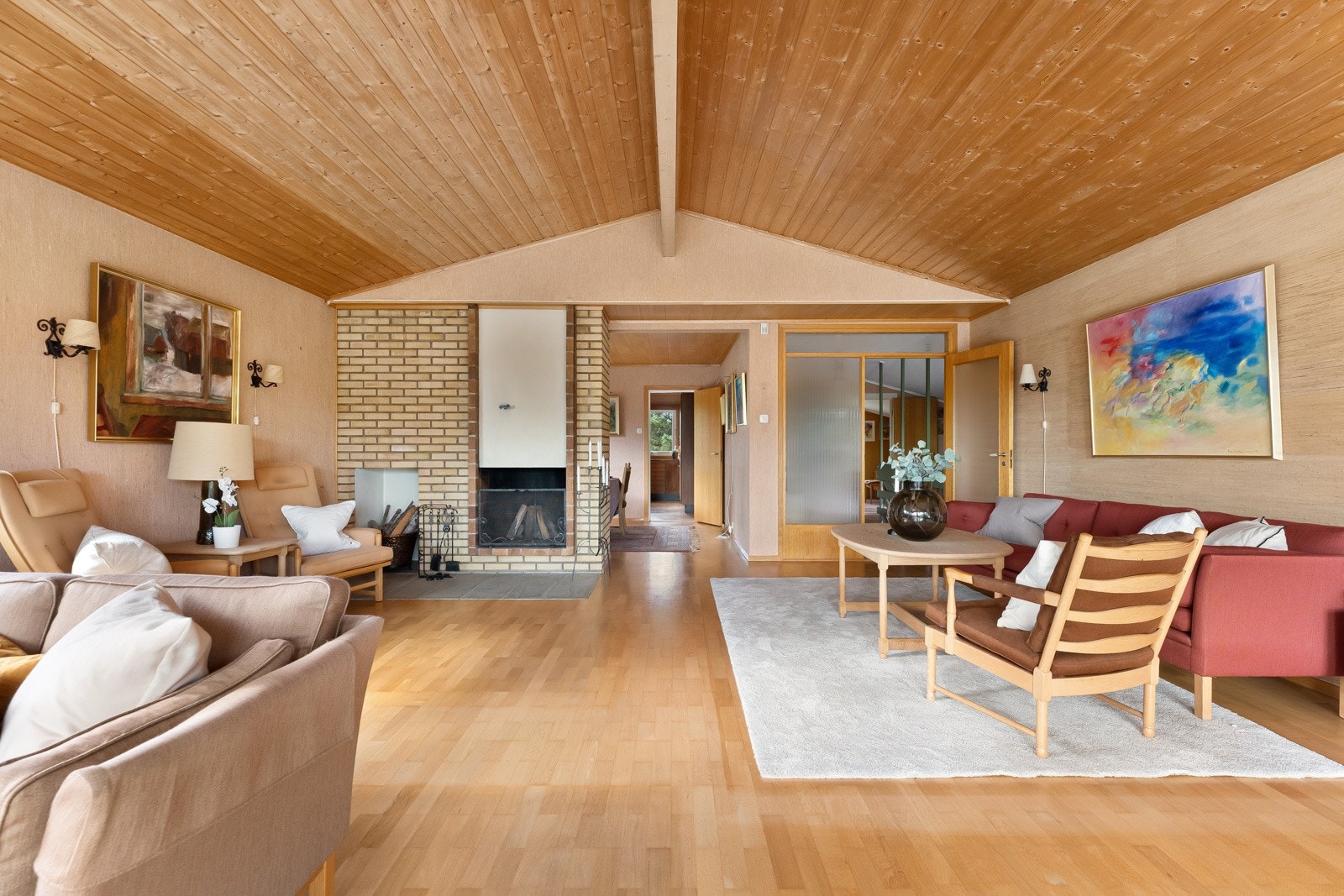 Full mønehøyde gir godt volum og god romfølelse Galleribilde