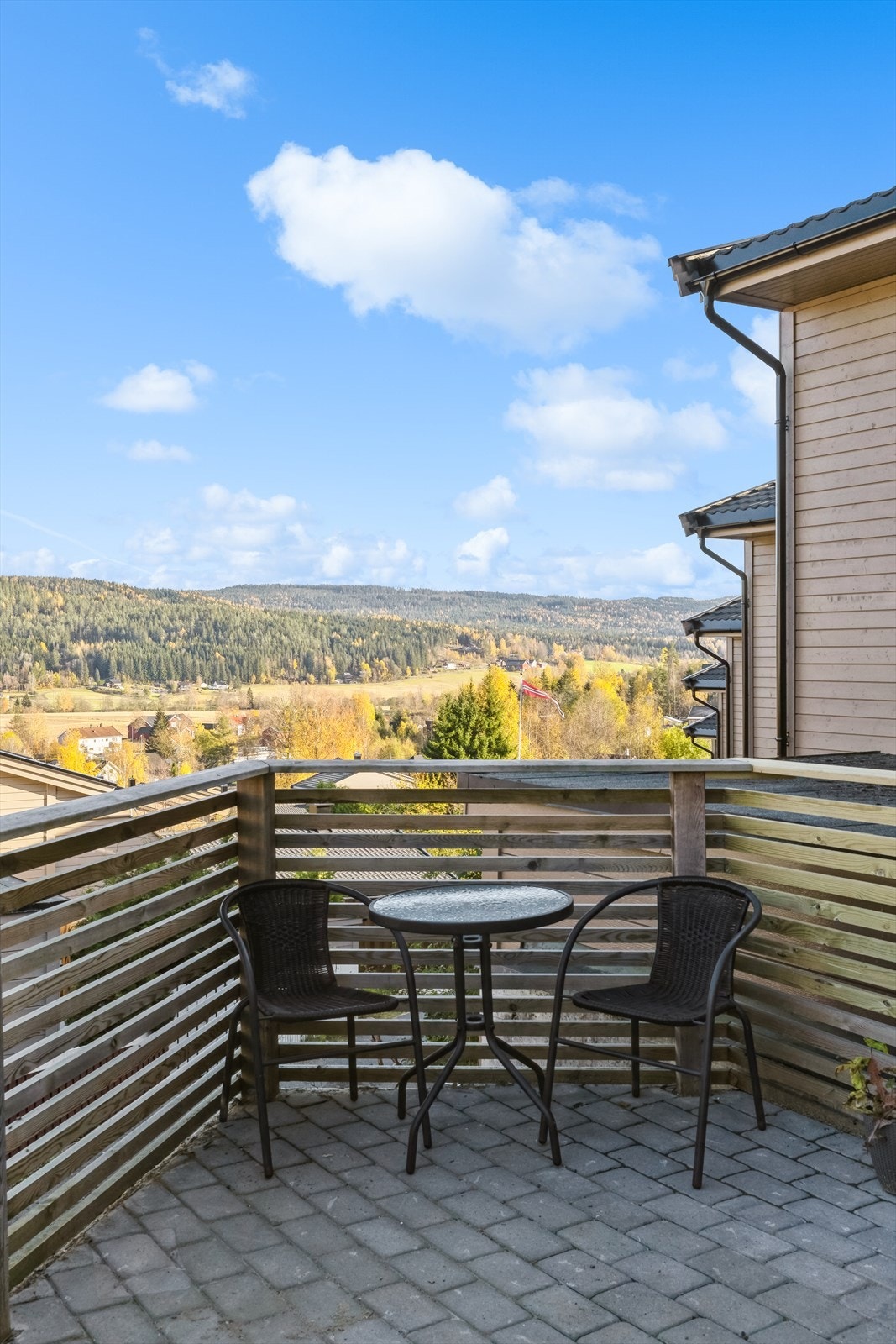 Her kan morgenkaffen nytes. Galleribilde