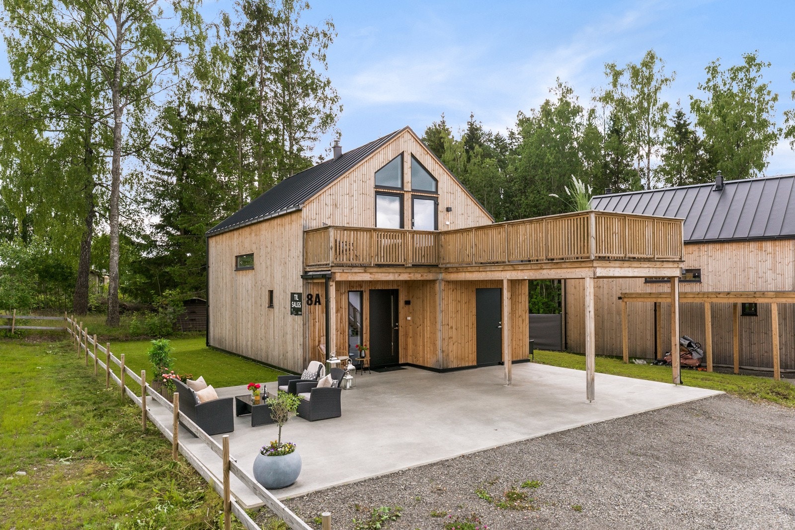 Velkommen til denne moderne boligen i Kildevegen 8A! Galleribilde