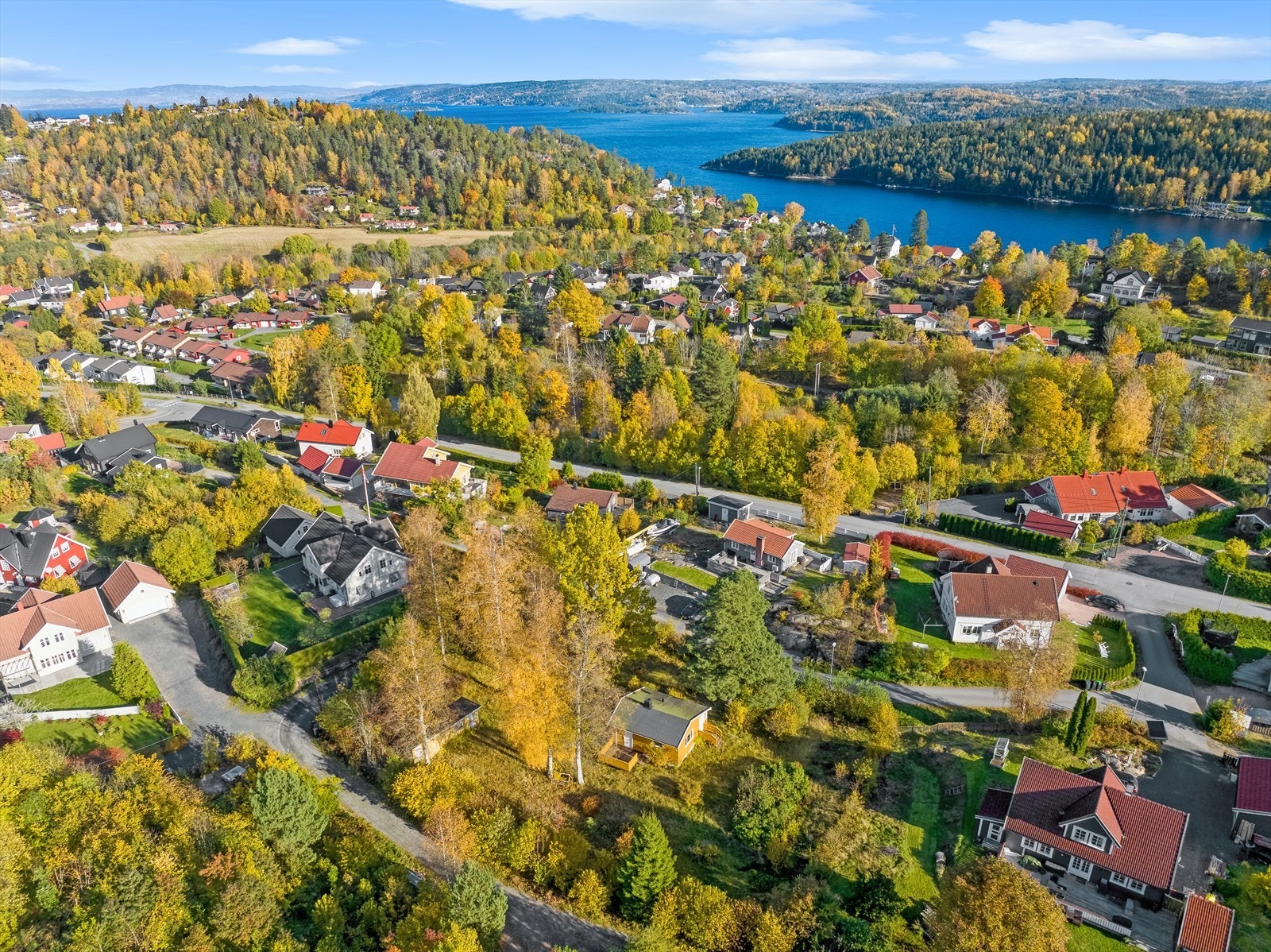 Velkommen til Lille Årosstubben 8 - presentert av Fredrik Mørch Døviken v/DNB Eiendom. Galleribilde