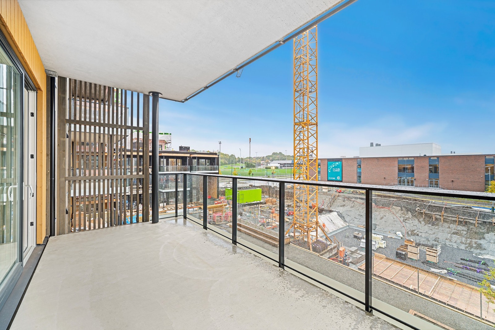 Rekkverk i glass gir deg et moderne og luftig utrykk. Galleribilde