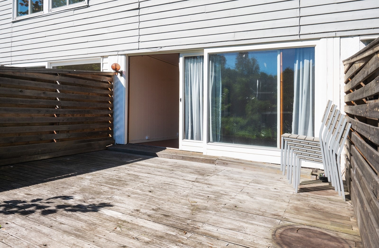 Terrasse med gode solforhold. Galleribilde