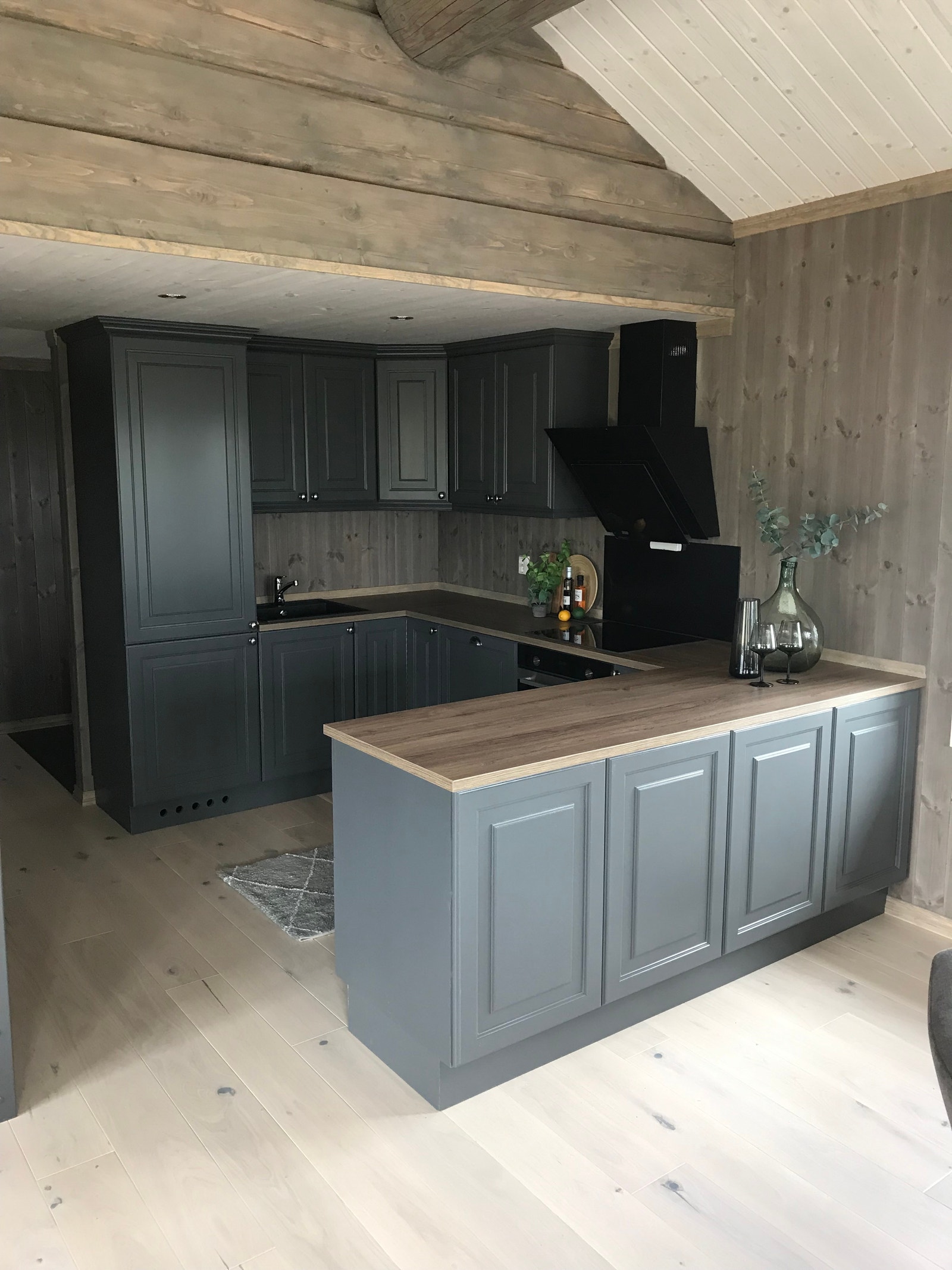 Bilde av tidligere oppført hytte på Sjusjøen Galleribilde