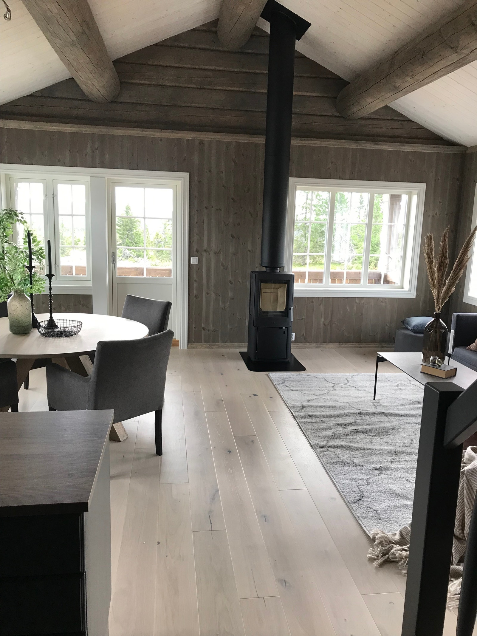 Bilde av tidligere oppført hytte på Sjusjøen Galleribilde