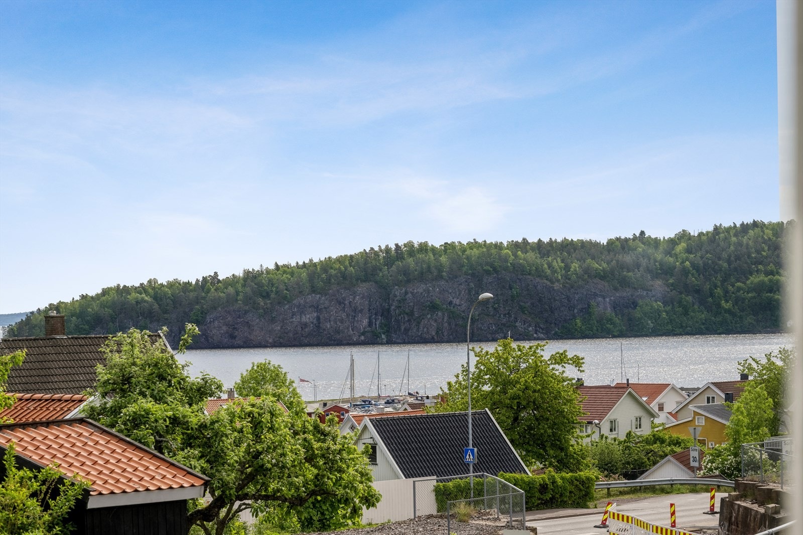 Utsikt fra stue/kjøkken Galleribilde