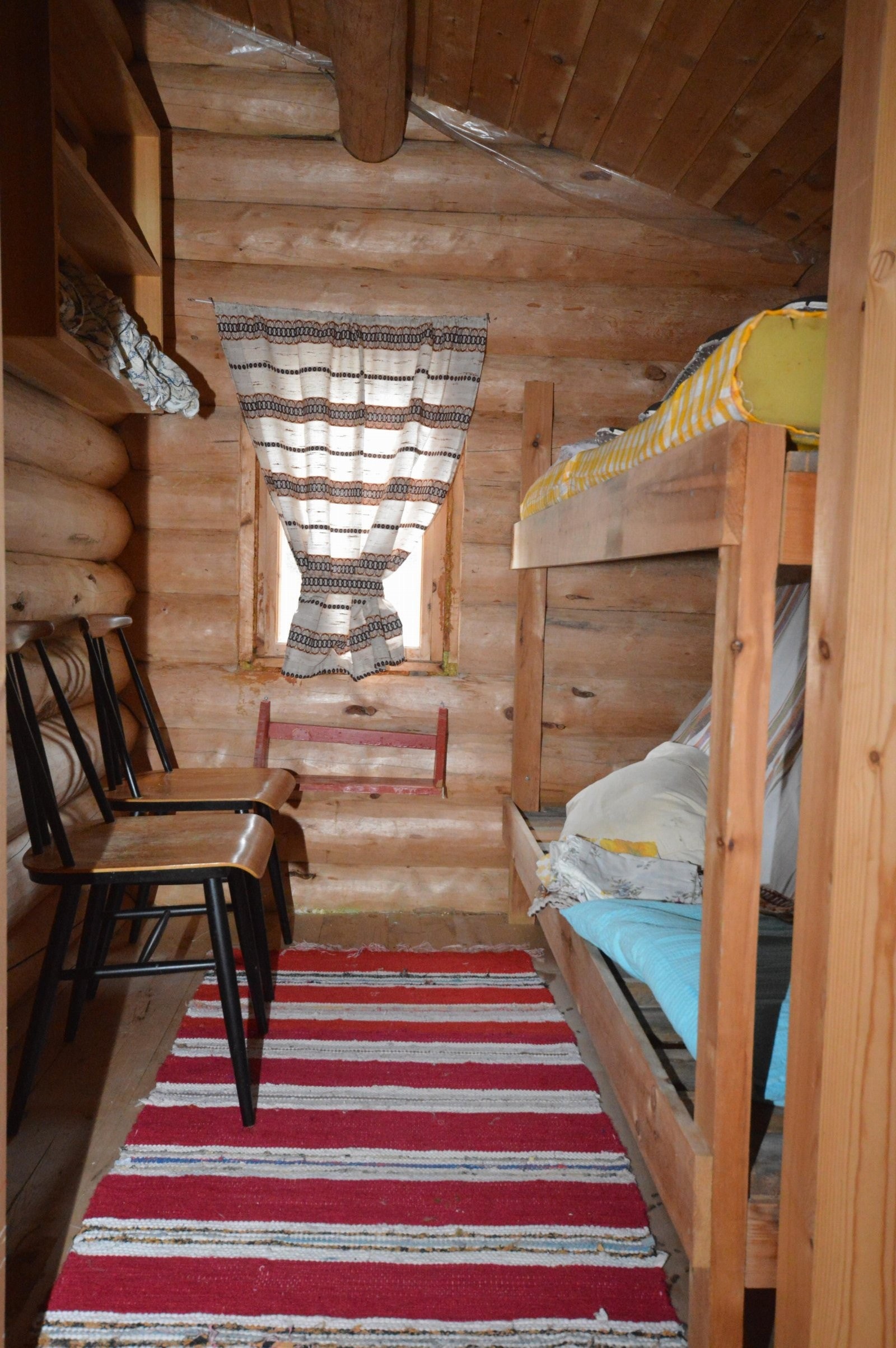 Soverom 2 har to sengeplasser i køyeseng Galleribilde