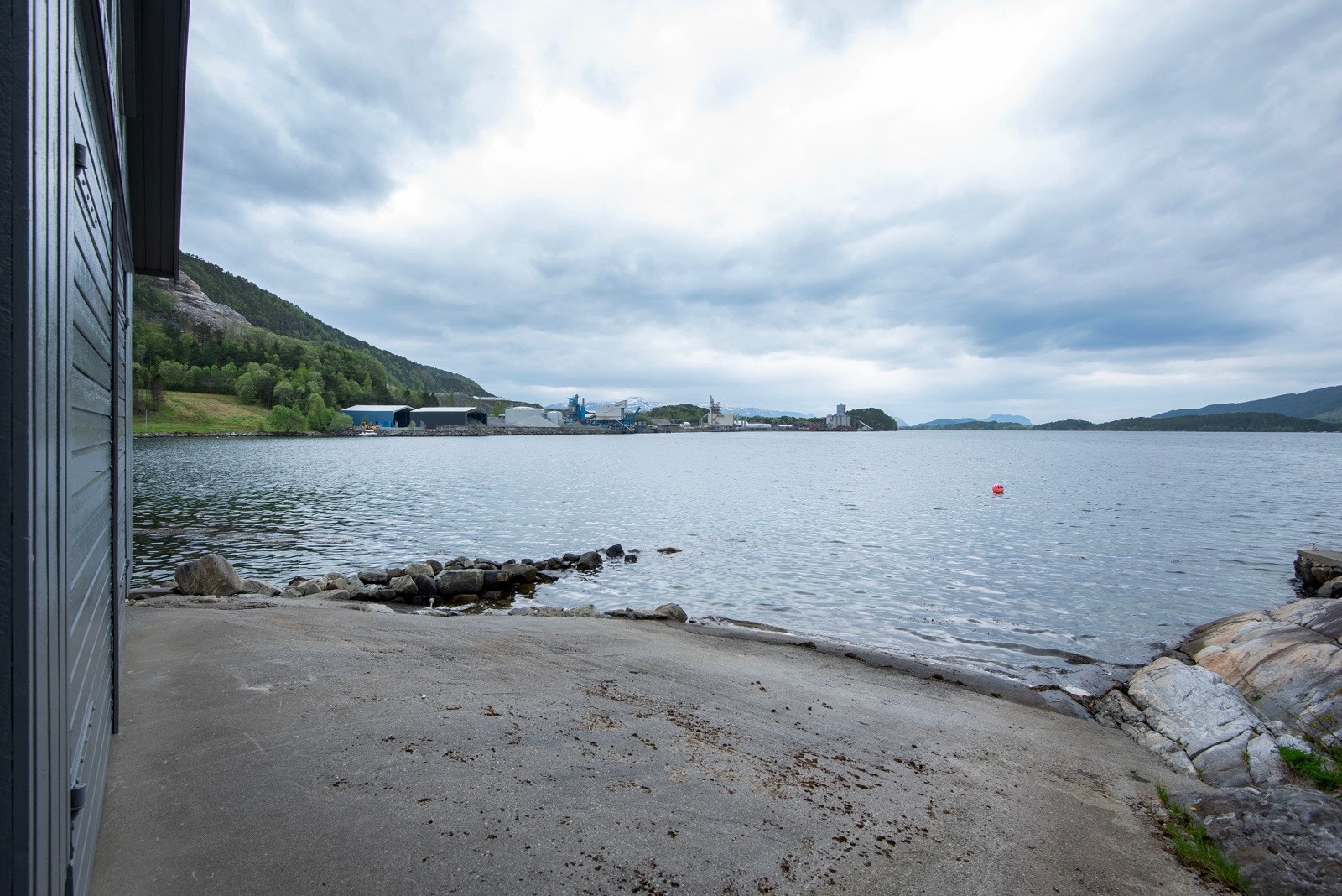 En flott fritidseiendom med gode solforhold. Galleribilde