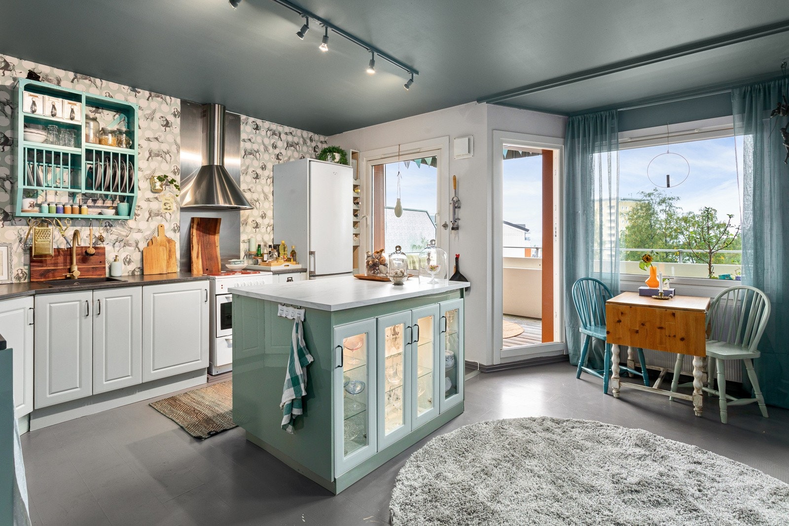 En flott 3-roms med flott beliggenhet og åpen kjøkkenløsning Galleribilde