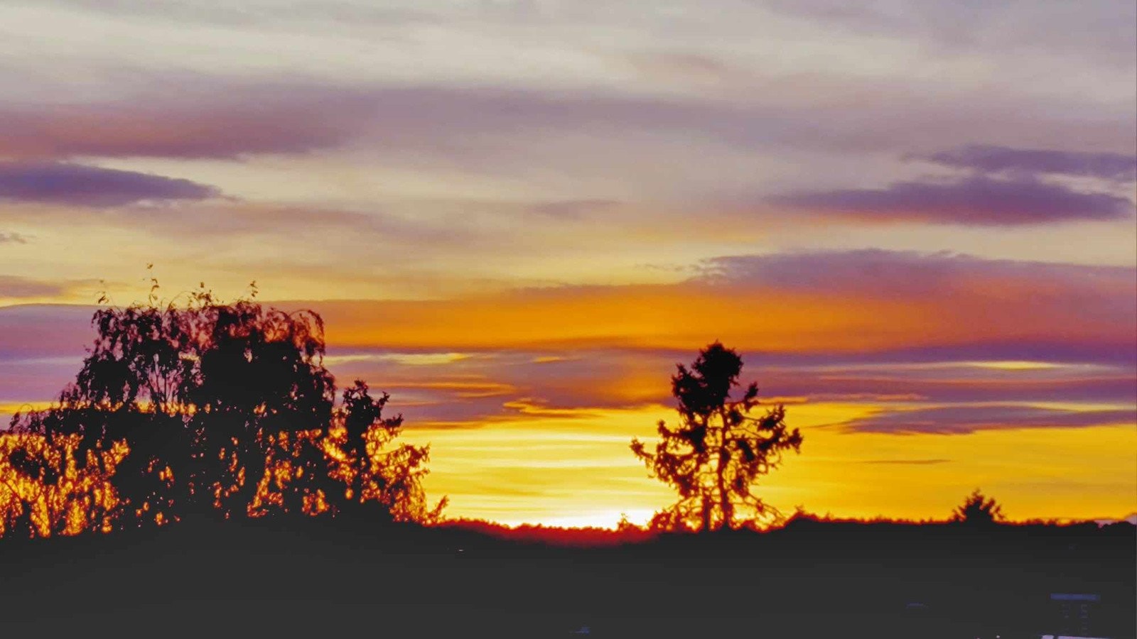 3-roms endeleilighet med panoramautsikt til solnedgangen Galleribilde