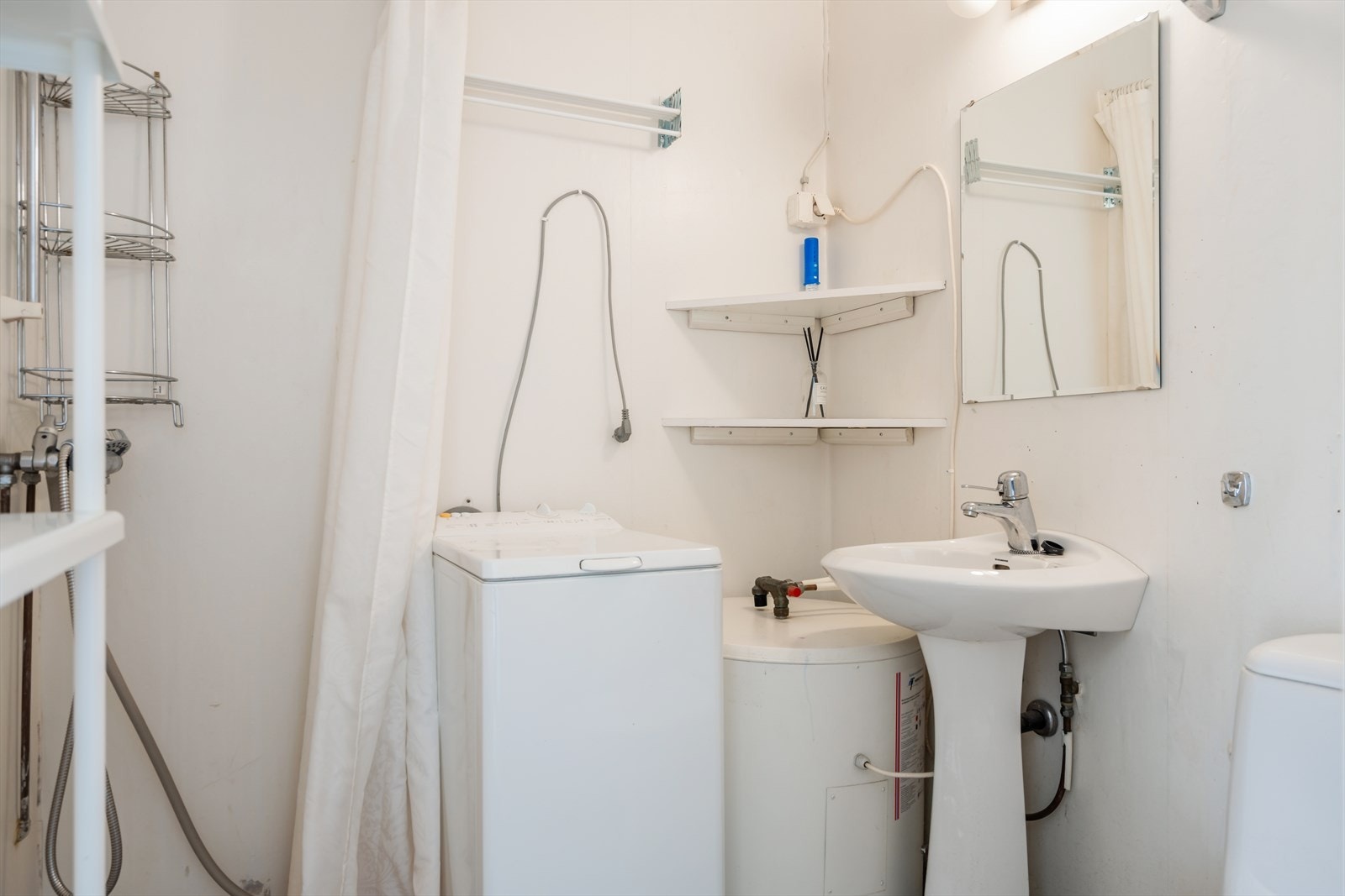 Hybel - Bad Galleribilde