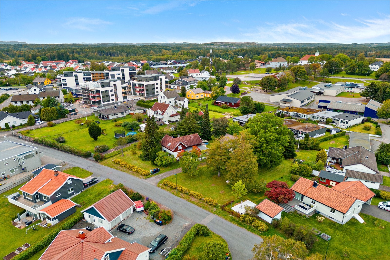Like ved boligen er det flotte turmuligheter i skog og mark. Galleribilde
