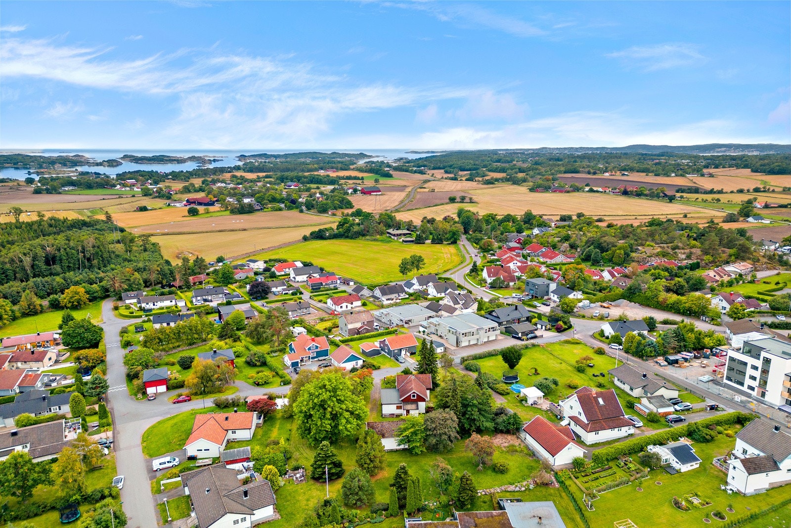 Tjølling IF har et bredt tilbud innen håndball, fotball og allidrett. Galleribilde