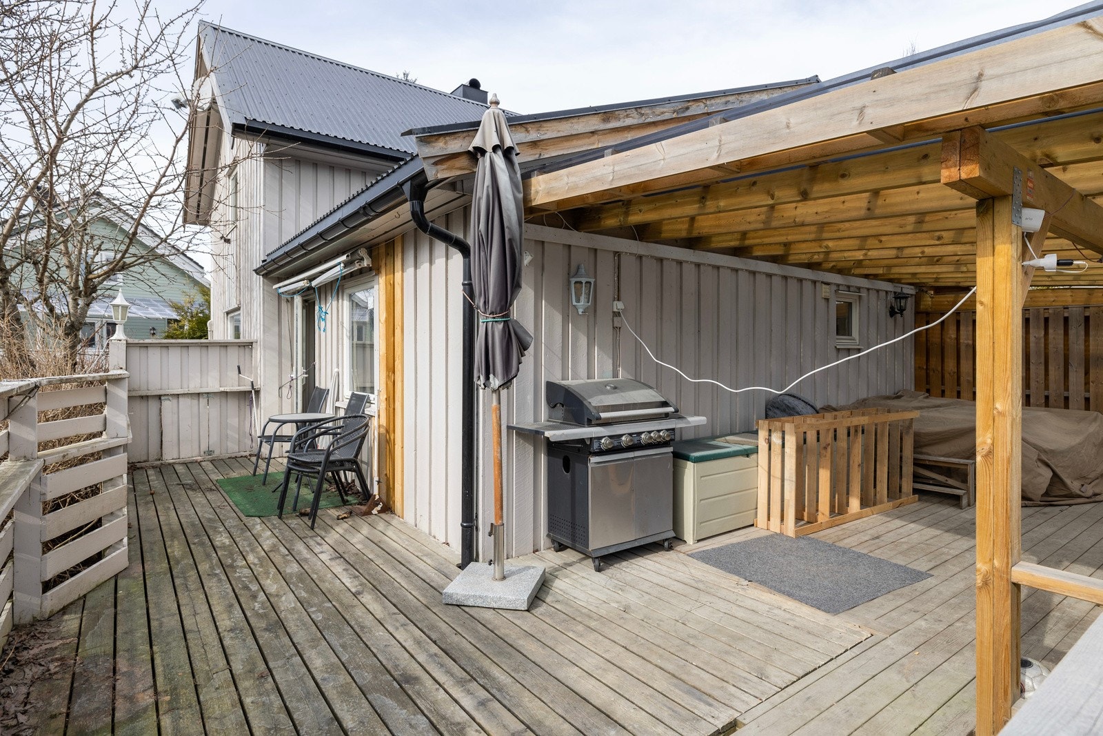 Overbygd terrasse. Galleribilde