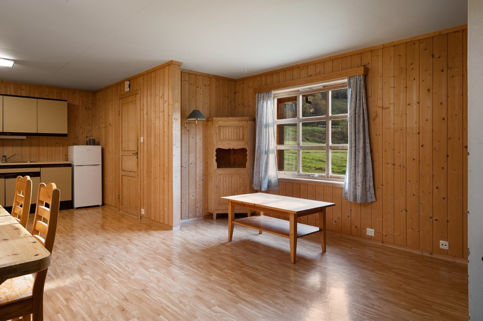 Stue i sokkel Galleribilde