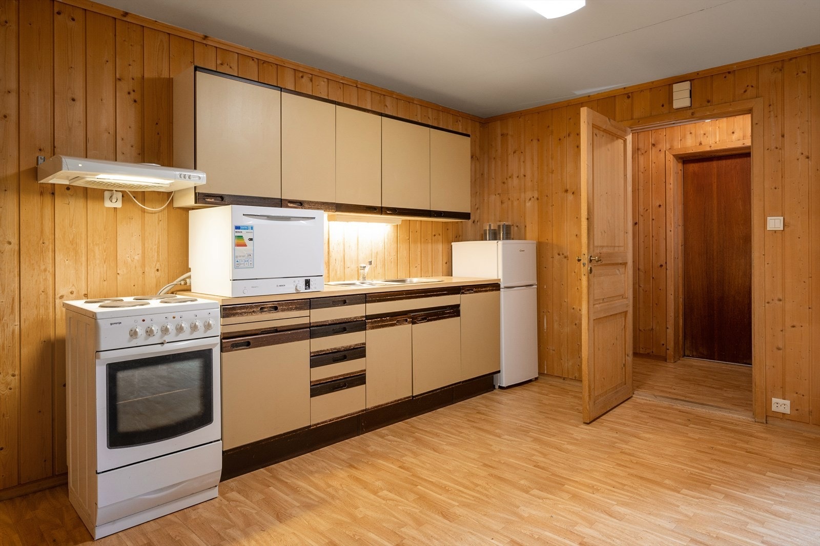 Sokkelleiligheten har et totalt bruksareal på ca. 62 kvm. Galleribilde