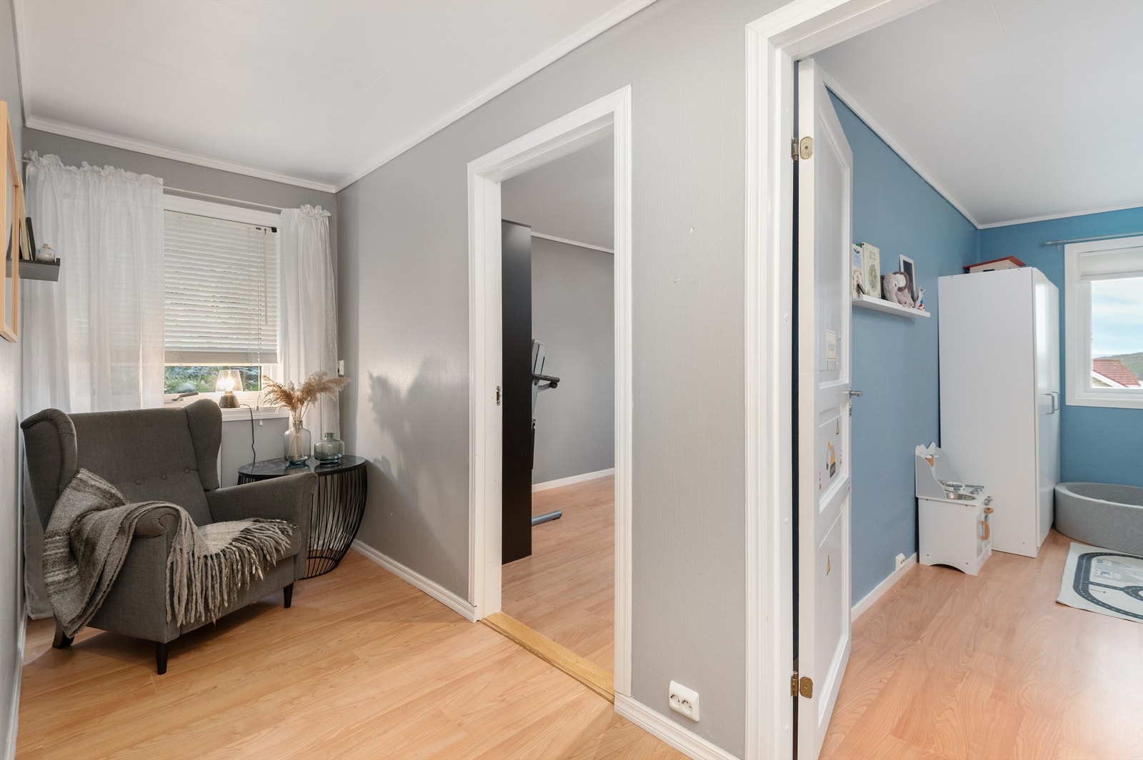 Huset har til sammen fire soverom - alle av god størrelse. Galleribilde