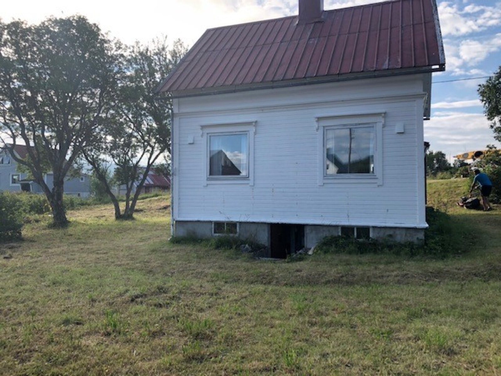 En eldre eiendom er ledig for nye eiere. Galleribilde