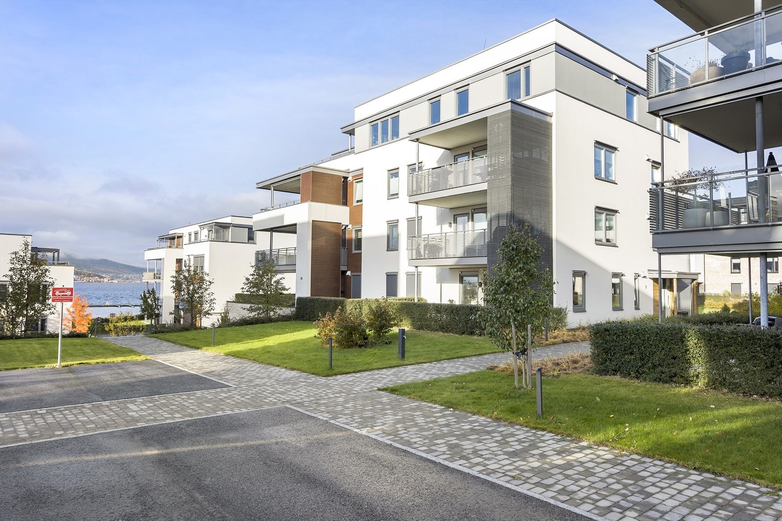 Hyggelig boligområde på Engersand, leiligheten ligger i 1 etasje. Galleribilde