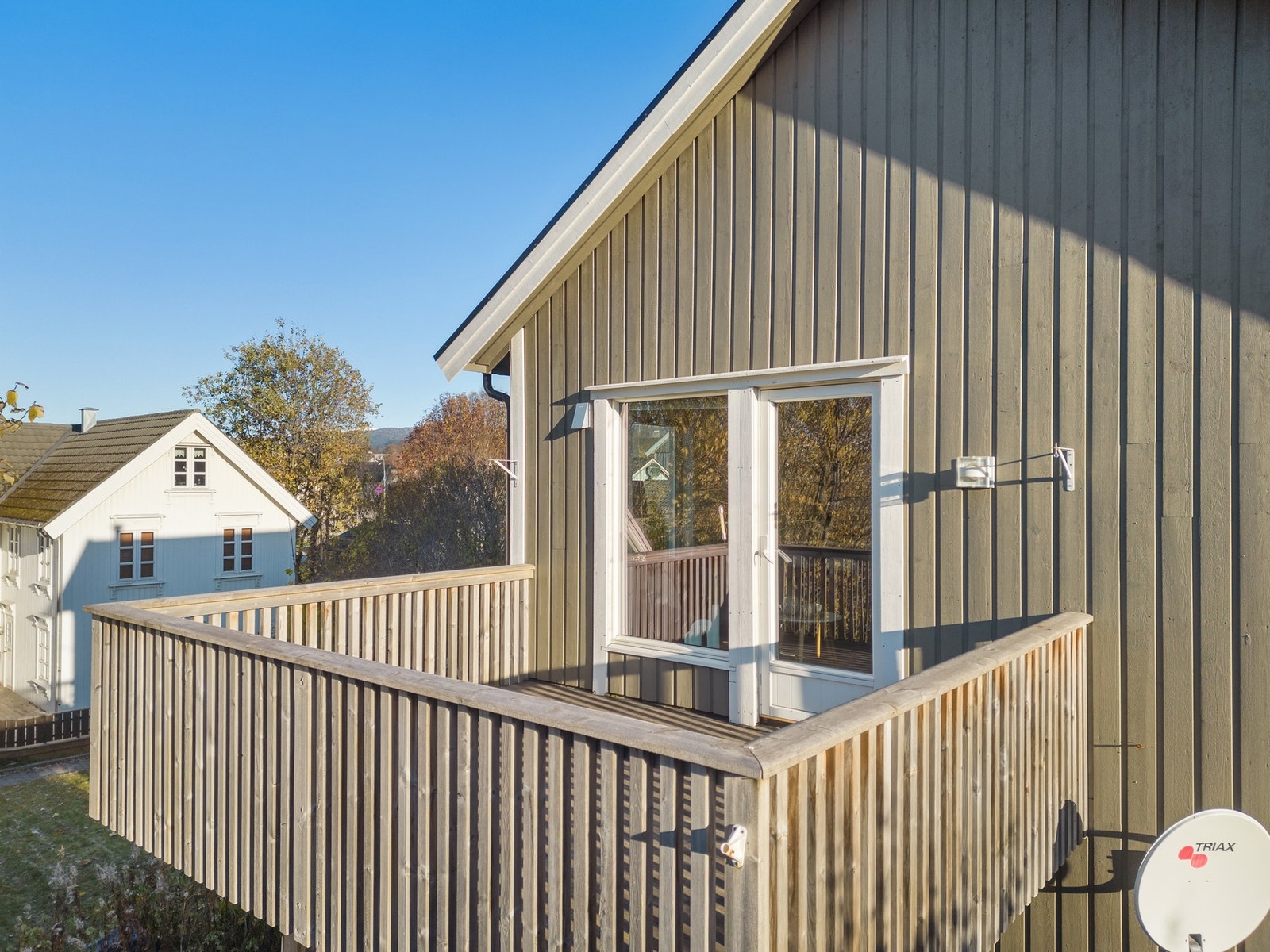 Altanen som tilhører leiligheten. Galleribilde