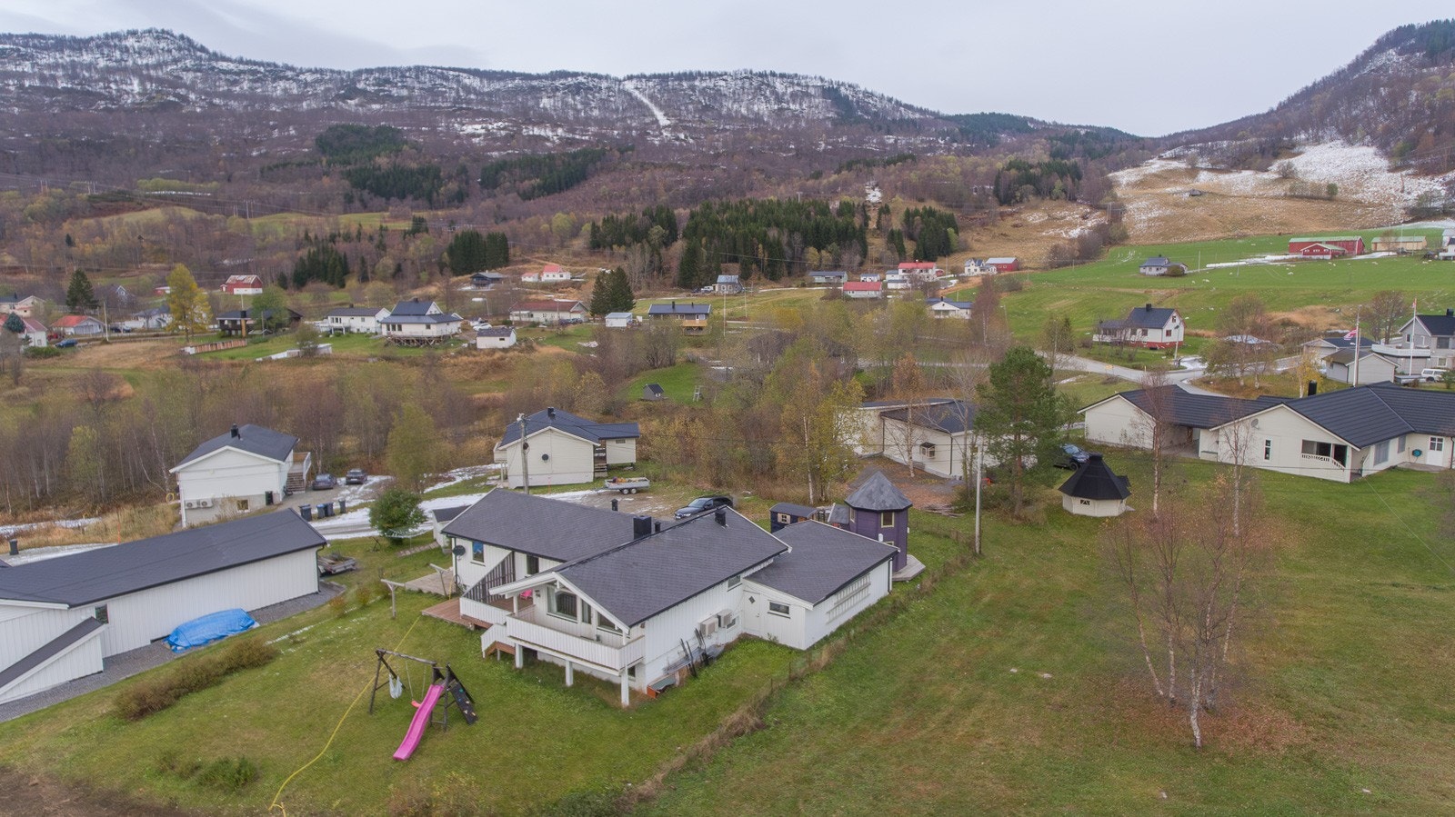 Fin beliggenhet innerst i en blindvei. Galleribilde