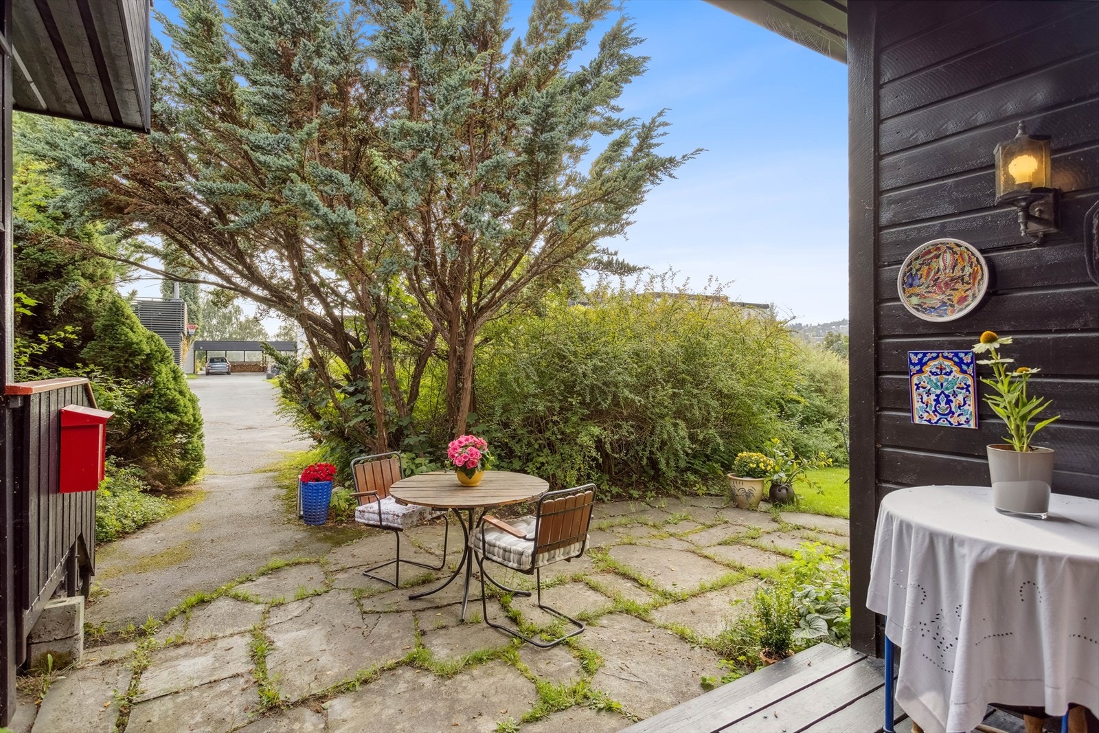 Denne uteplassen ligger sørvestvendt. Galleribilde