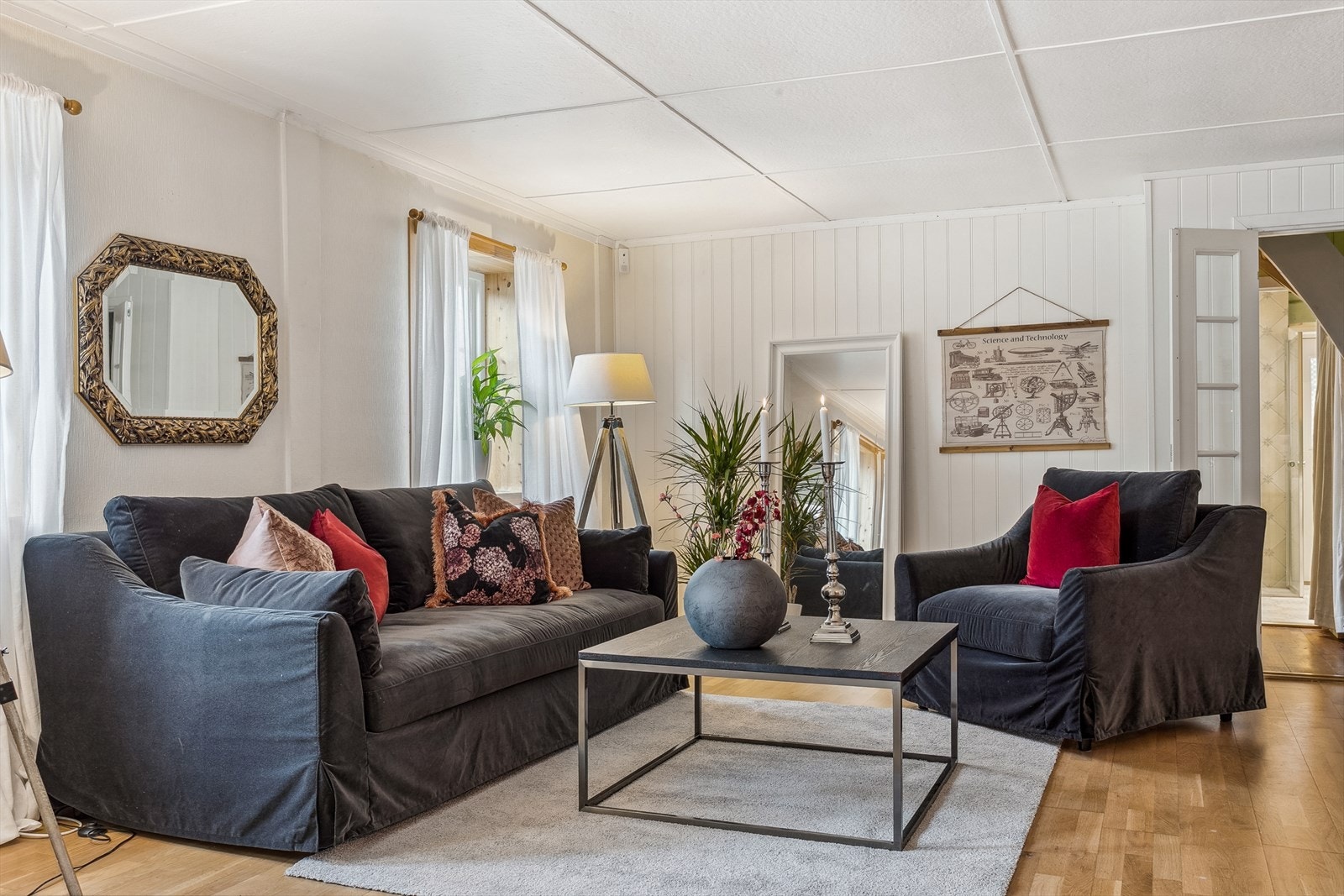 God plass til salong Galleribilde