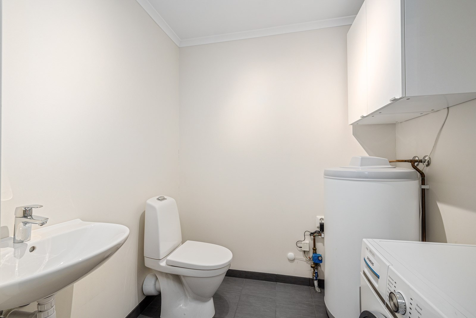 Vaskerom, wc og teknisk rom. Galleribilde
