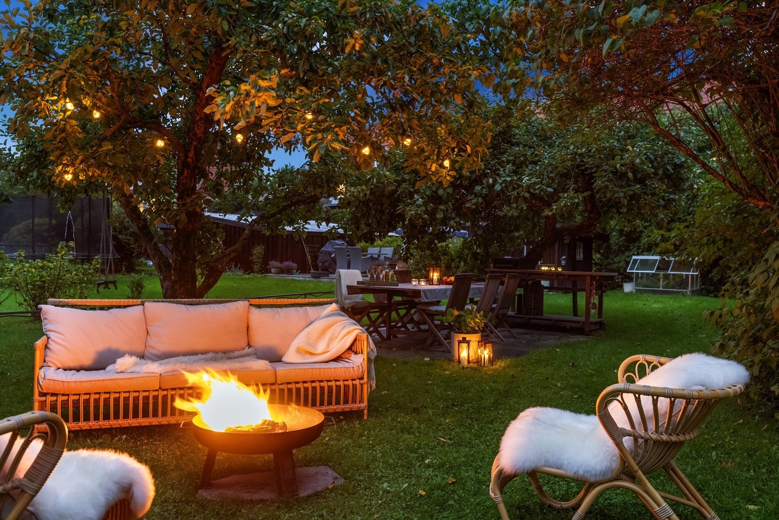 Her bor man meget barnevennlig til med sin egen grønne og frodige oase. I tillegg har man en sjelden nærhet til et yrende byliv. Galleribilde