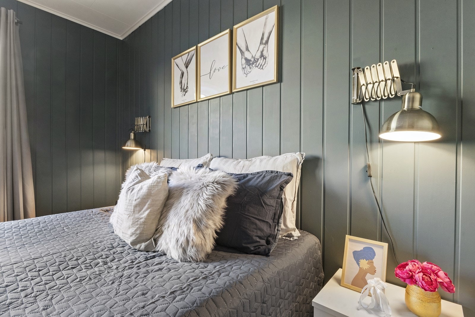 Hovedsoverom er malt i en lun farge. Galleribilde