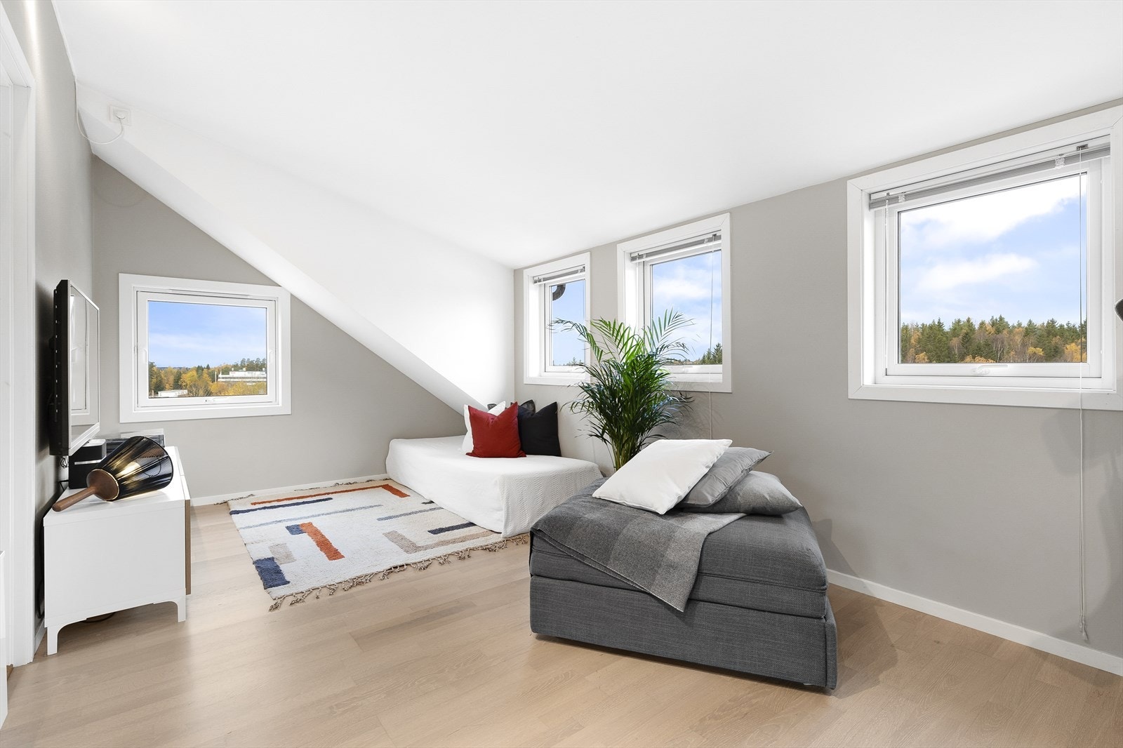 Loftetasje med stue og 2 soverom Galleribilde