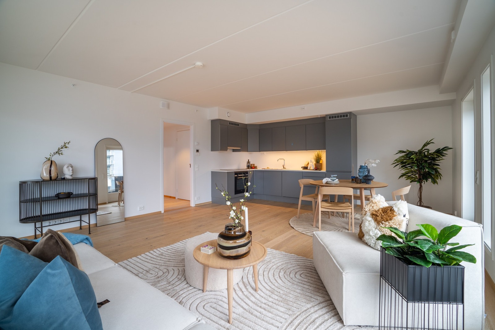 Vannbåren varme i alle oppholdsrom. Galleribilde
