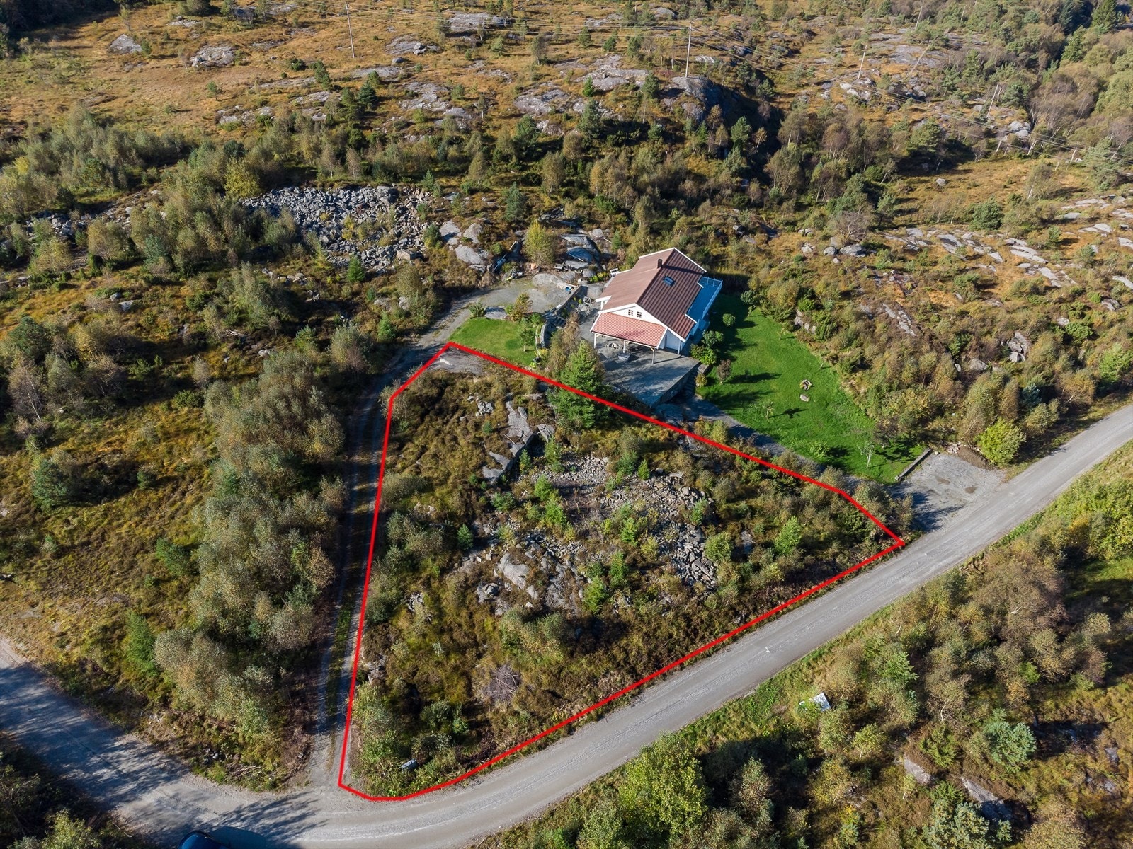 Alle kostnader i forbindelse med tilknytning til vei, vann, avløp og strøm m.m. påhviler kjøper. Galleribilde