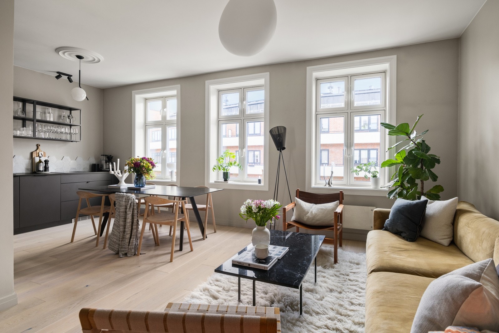 Velkommen til toppleiligheten i Holsts gate 2B! Galleribilde