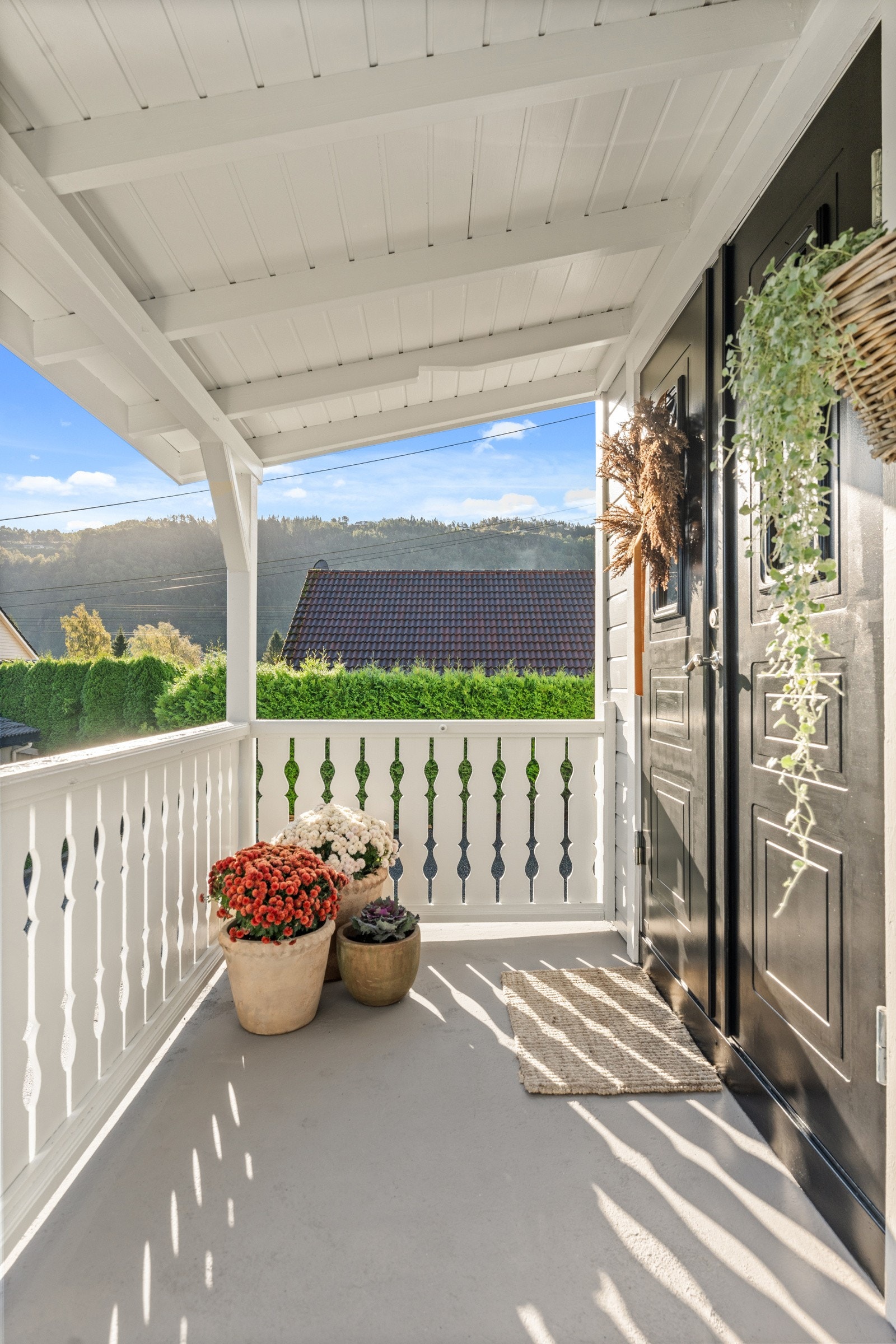 Praktisk overbygd inngangsparti Galleribilde