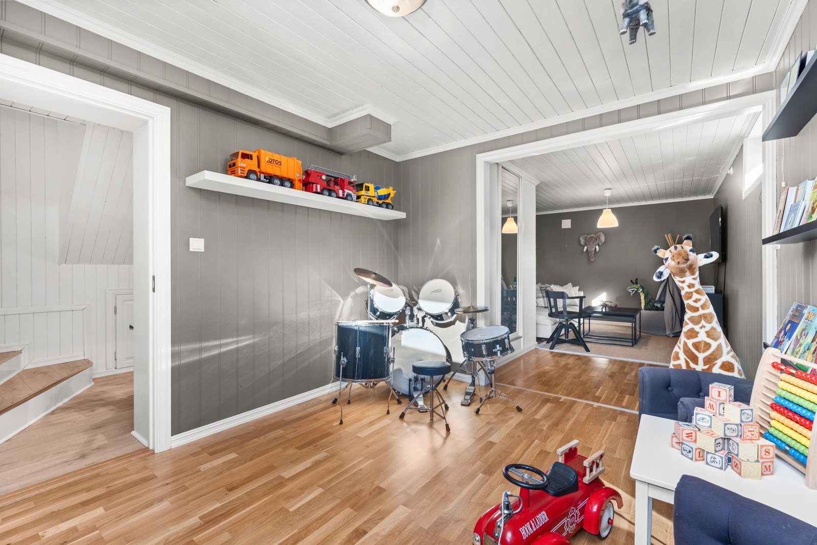 Stort lekerom i kjeller Galleribilde