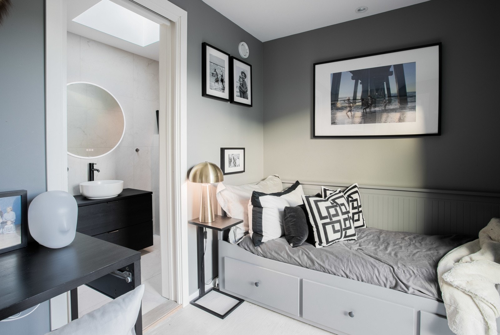 Soverom 3 med inngang til eget bad Galleribilde