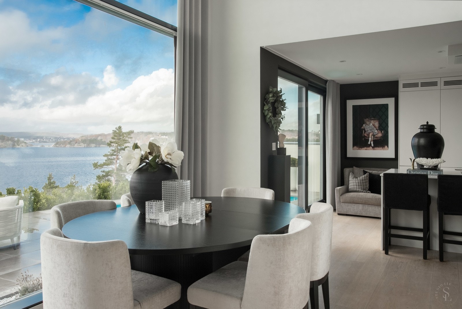 og spisebord Galleribilde