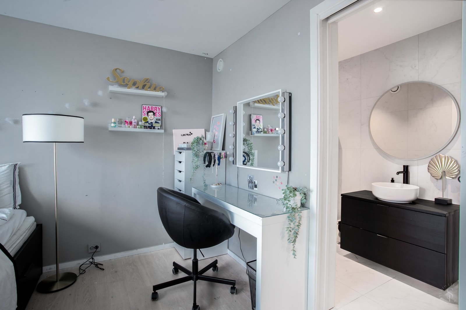 Soverom 2 har også inngang til eget bad Galleribilde