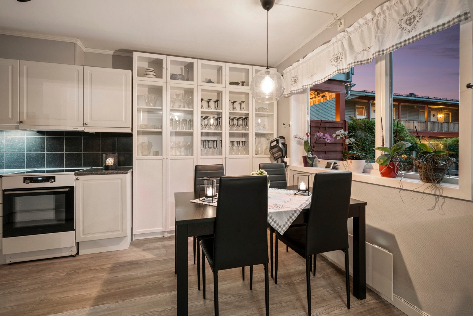 Plass til frokost/spisebord Galleribilde
