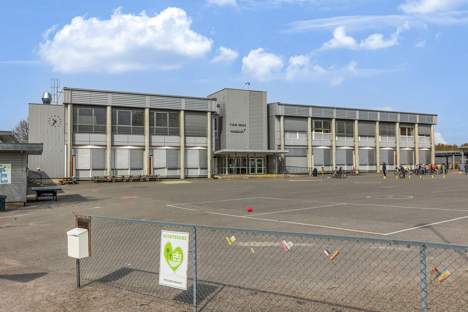 Geminifeltet er et meget rolig og populært boligområde rett vest for Virik Barneskole Galleribilde