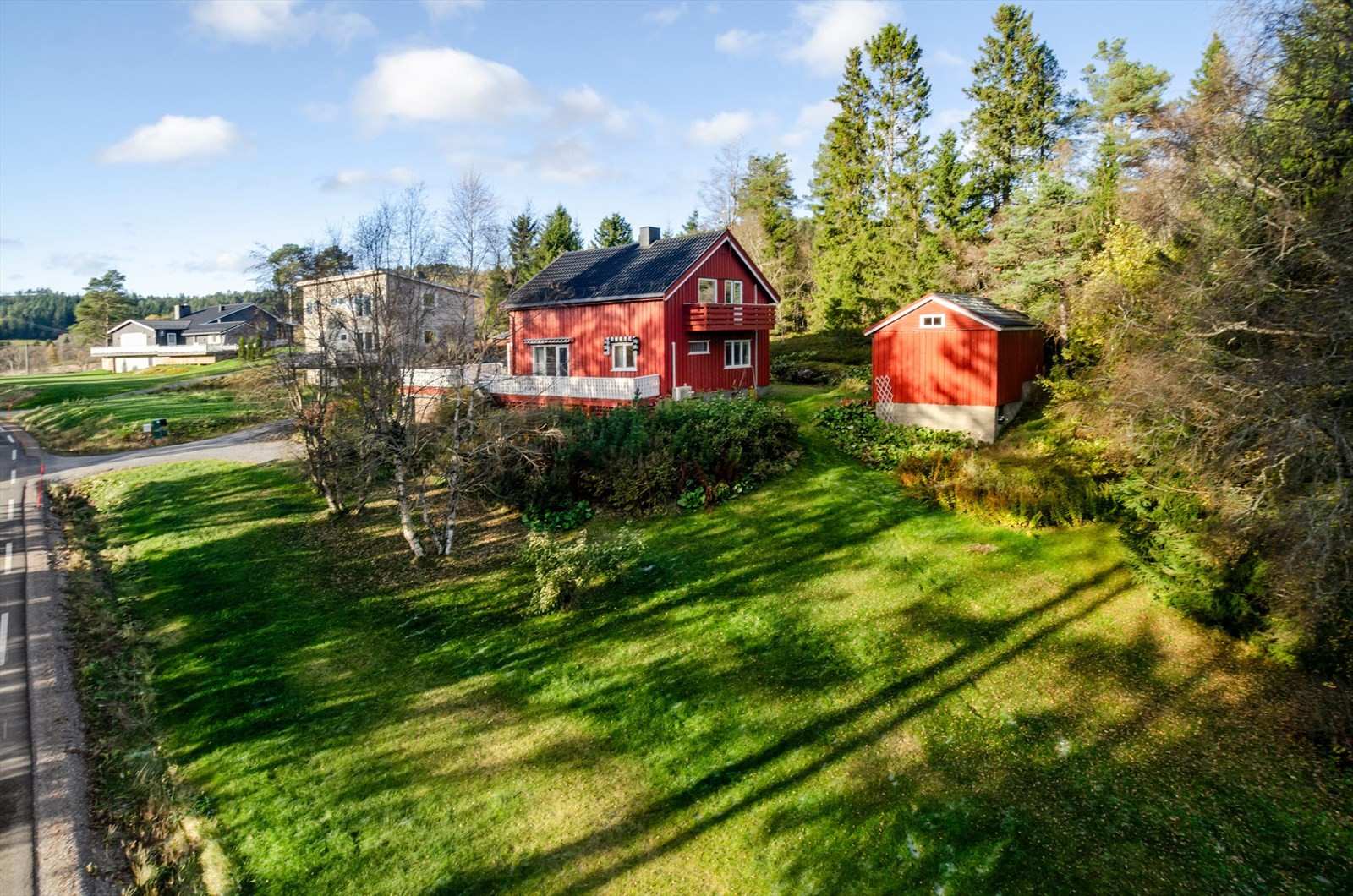 Følling - Prisgunstig og innholdsrik enebolig med stor tomt og fin beliggenhet. 13 km fra Steinkjer