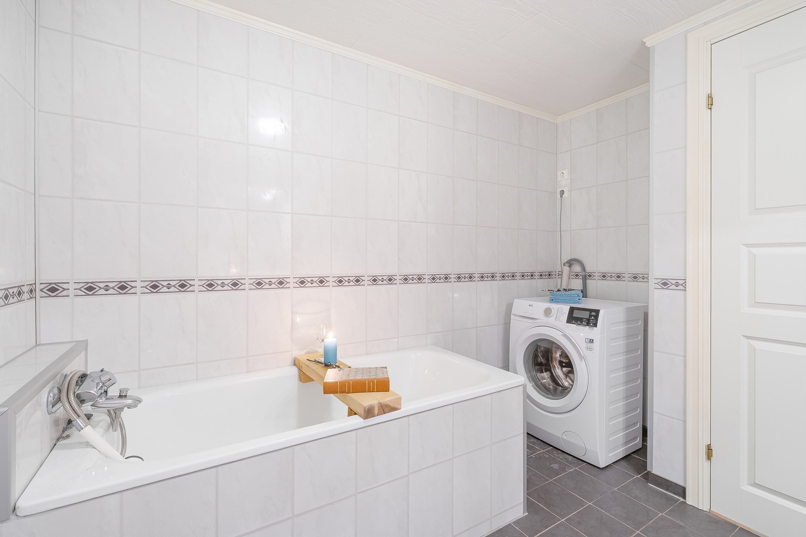 Her er det opplegg for vaskemaskin. Galleribilde