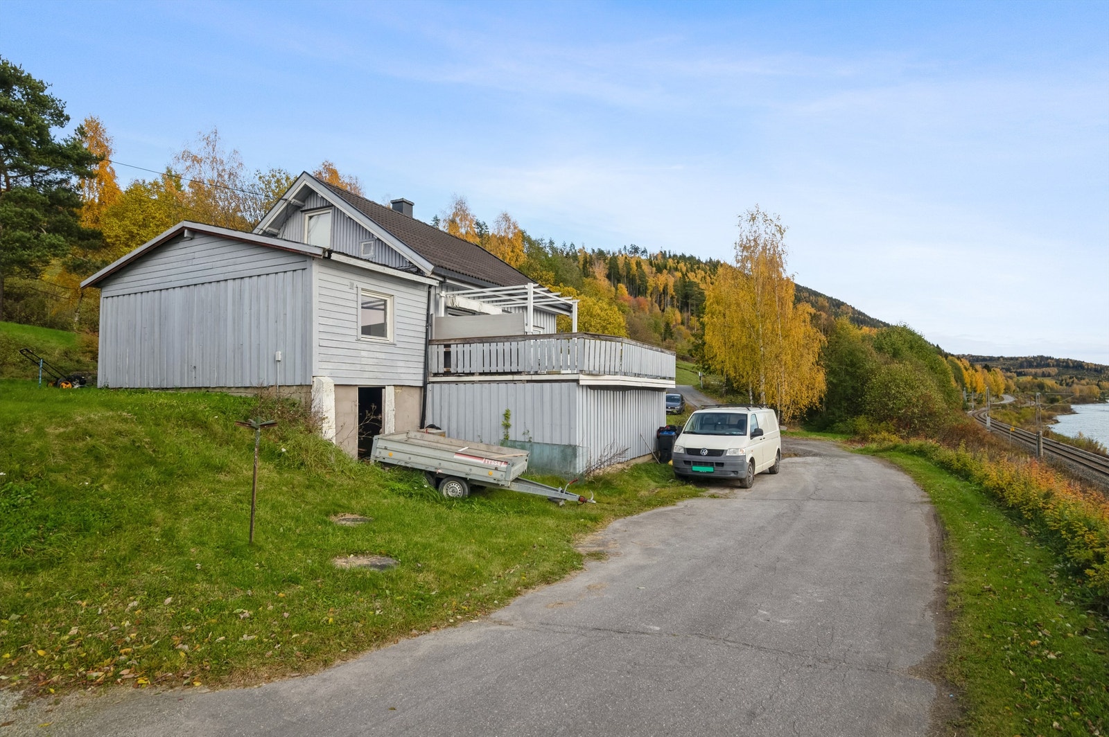 Fasade mot Mjøsa Galleribilde