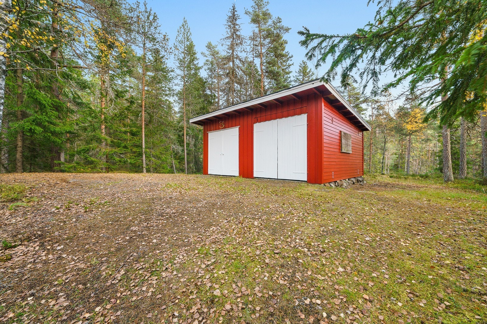 Garasje som benyttes til lagring. Galleribilde