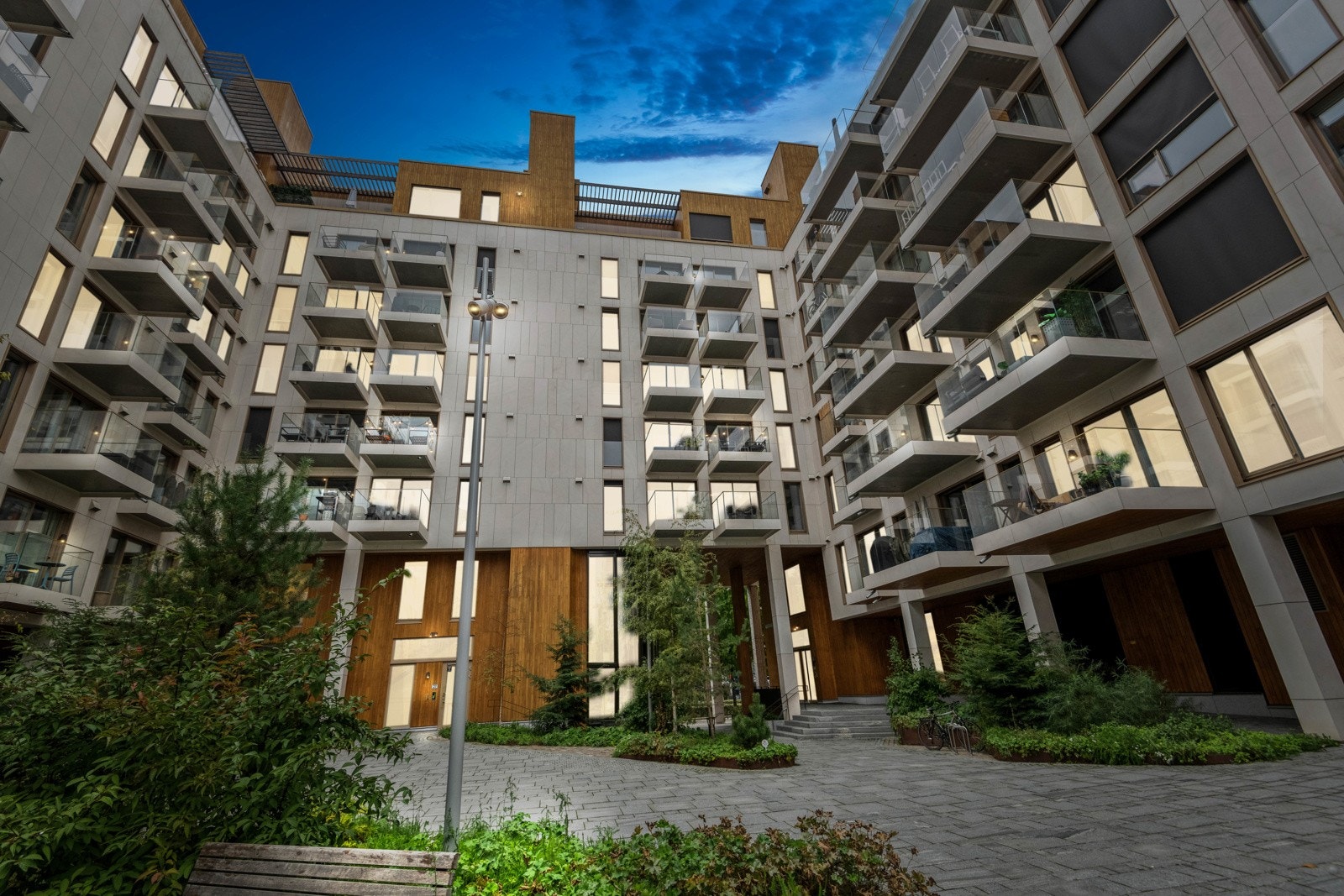 Kveldsstemning i Dronninglunden Galleribilde