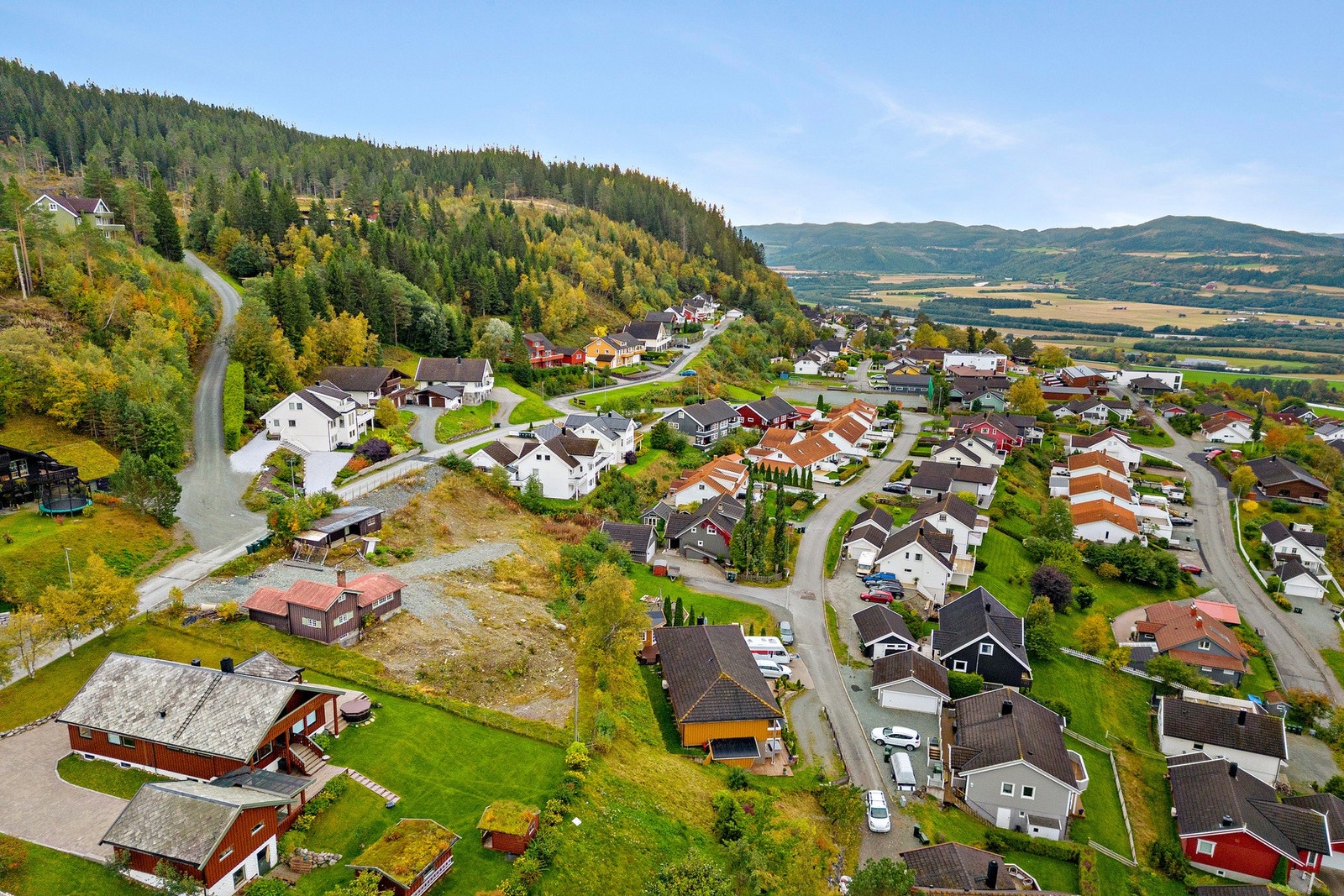 Fra tomta har du umiddelbar nærhet til Vassfjellets fantastiske turområder Galleribilde