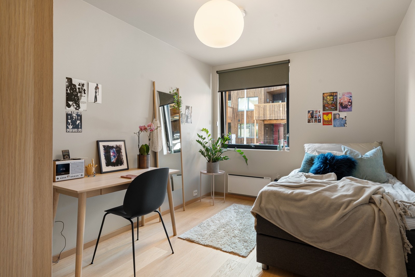 Boligens siste soverom utført i samme flotte finish som resten av soverommene. Galleribilde