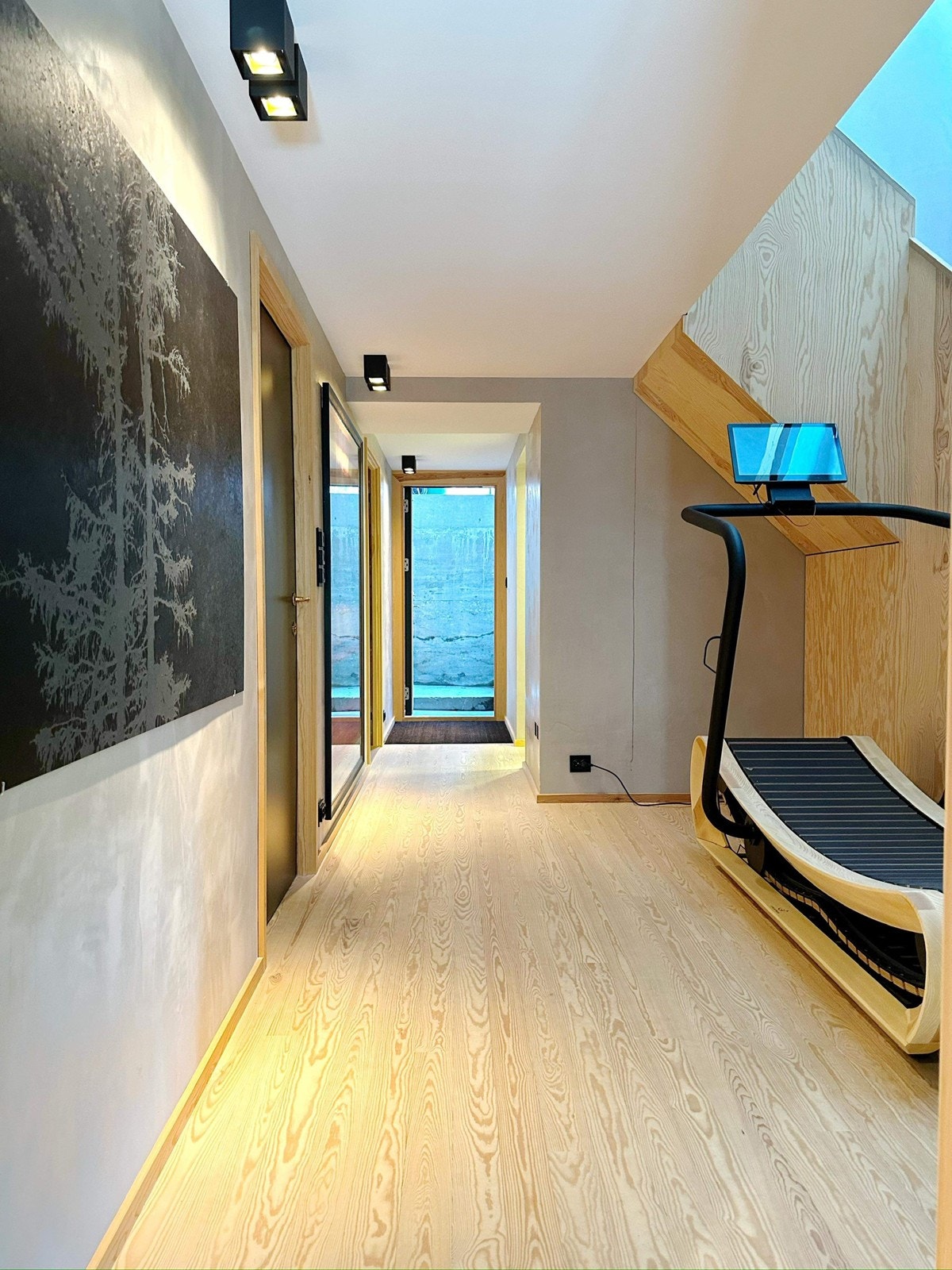 Fra gangen i u.etg. Galleribilde