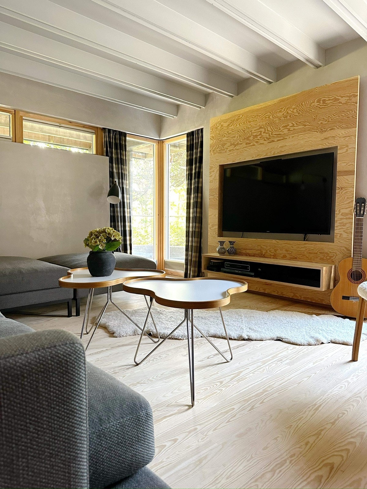 Del av TV-stuen i u.etg. Galleribilde